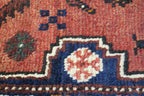 6' 9" x 7' 8" Persian Shiraz Rug image 7