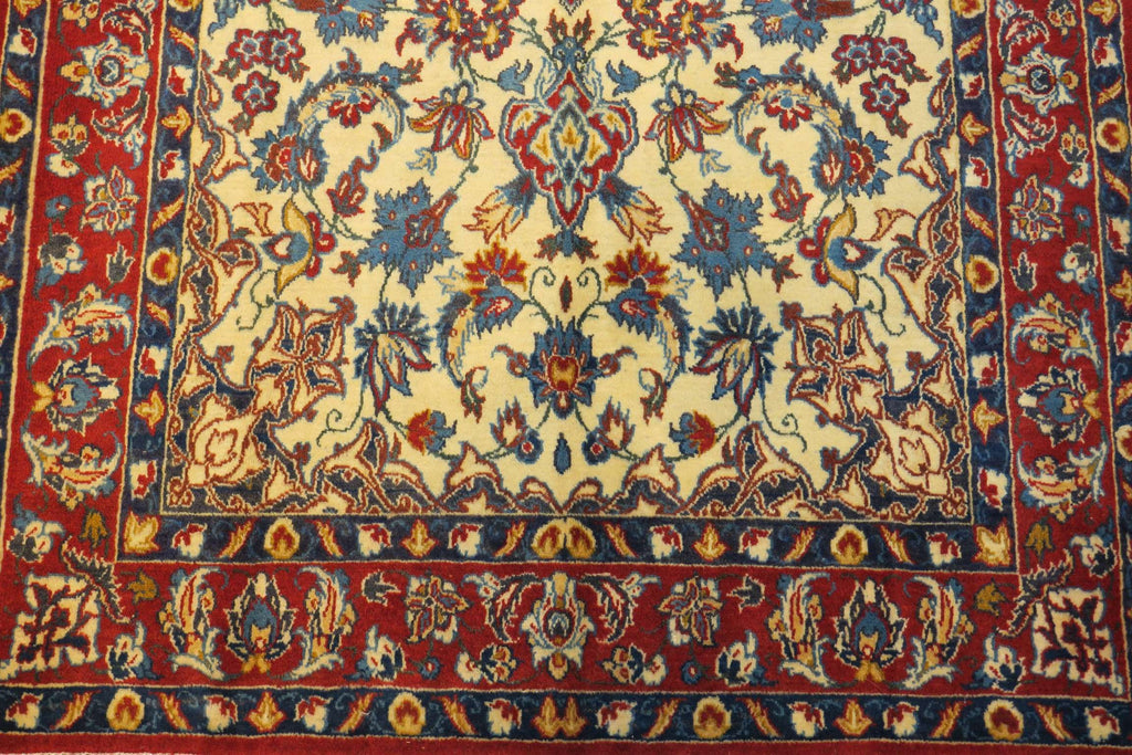 3' 3" x 5' 6" Persian Najafabad Rug image 6