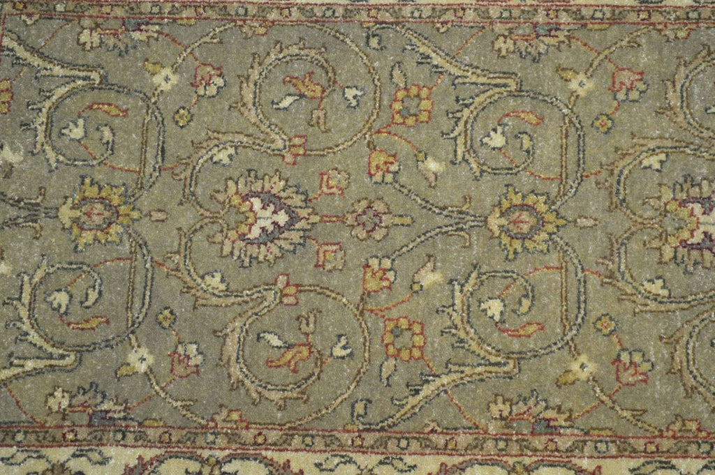 2' 0" x 3' 0" India Peshawar Rug image 1