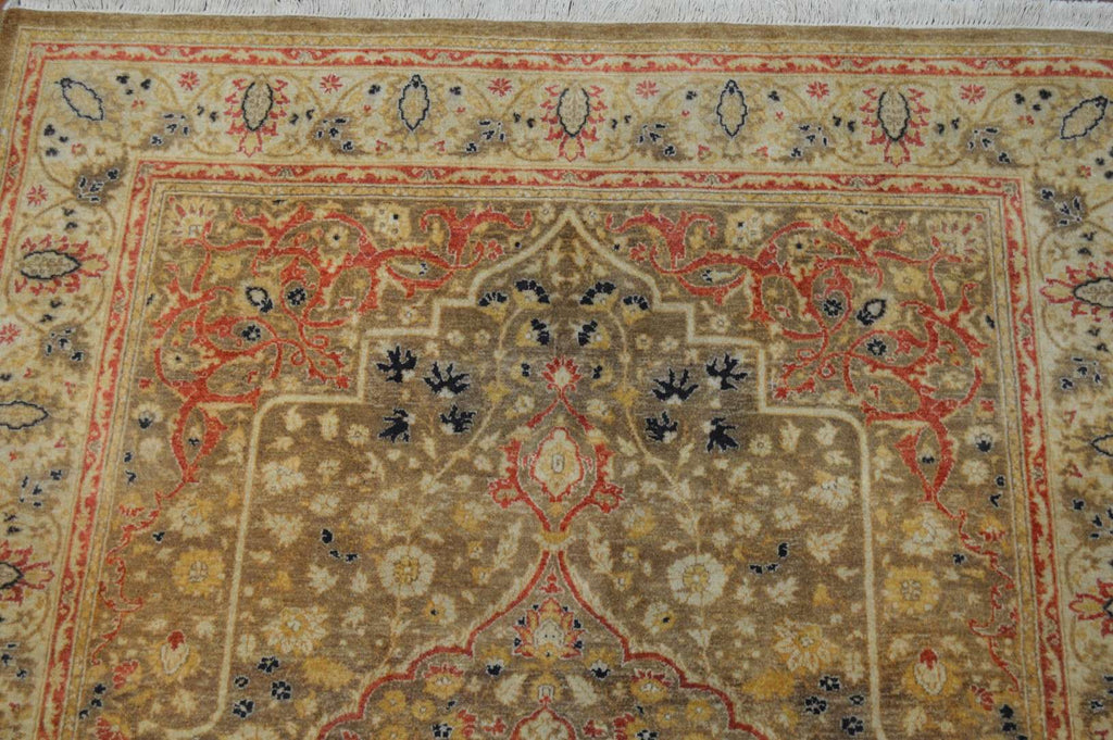 4' 2" x 6' 1" Pakistan Mogul Rug image 4