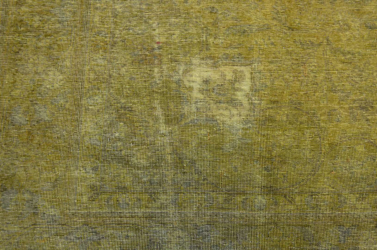 9' 3" x 11' 6" Pakistan Vintage Rug image 5