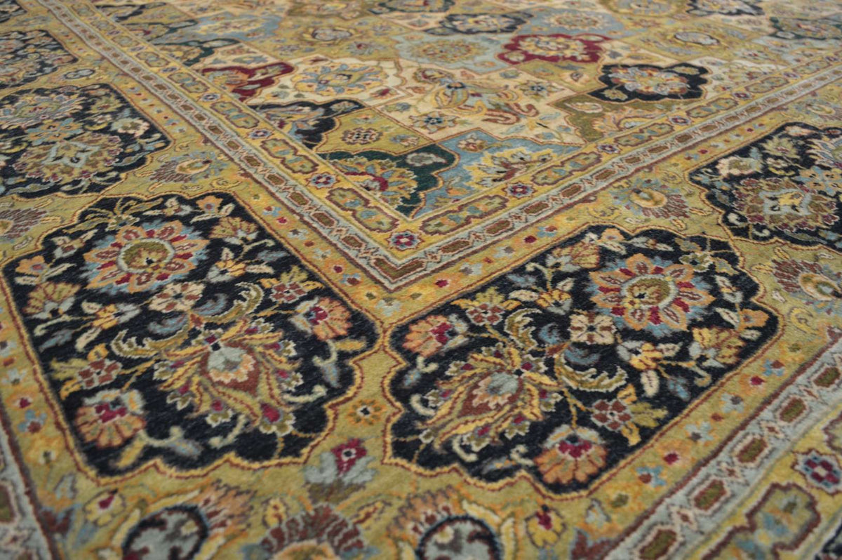 9' 0" x 11' 5" India Agra Rug image 4