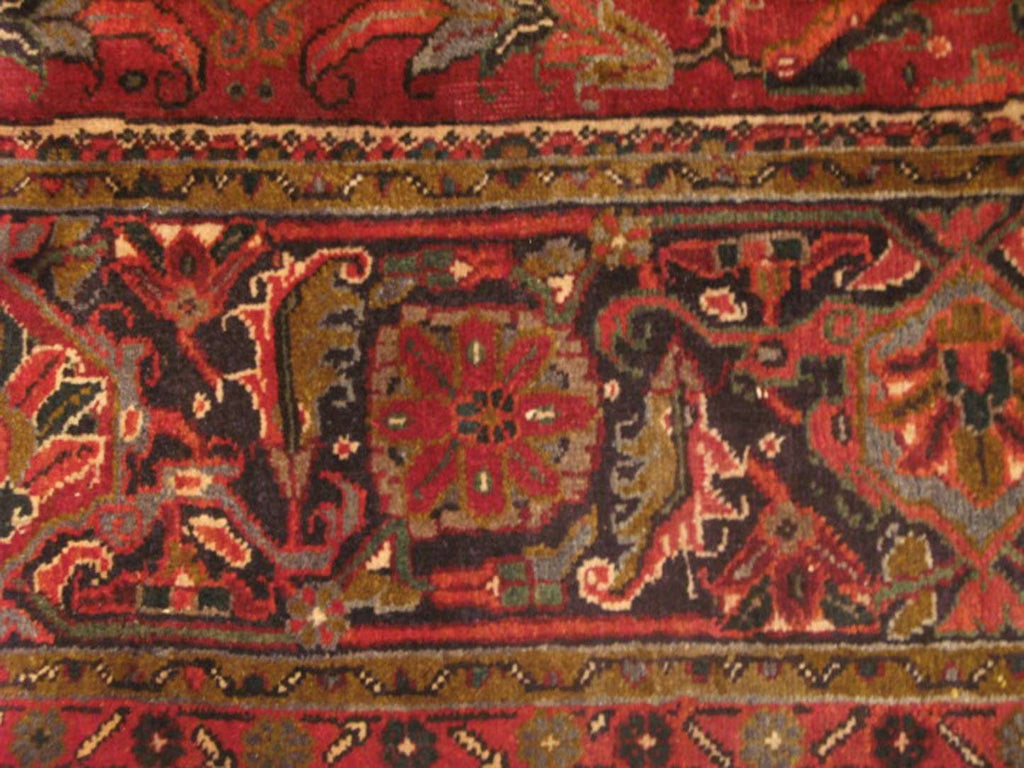 7' 9" x 11' 0" Persian Heriz Rug image 10