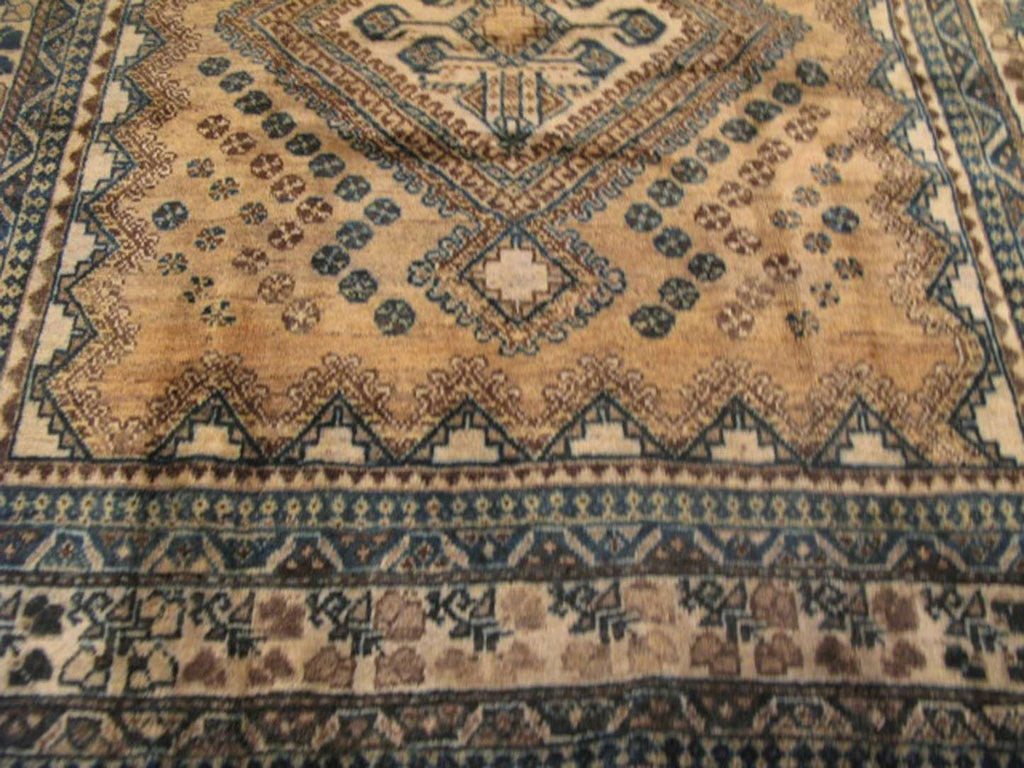 5' 3" x 10' 1" Vintage Bakhshayesh Rug image 9