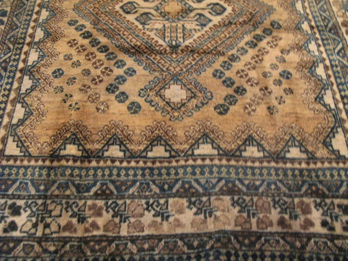 5' 3" x 10' 1" Vintage Bakhshayesh Rug image 9