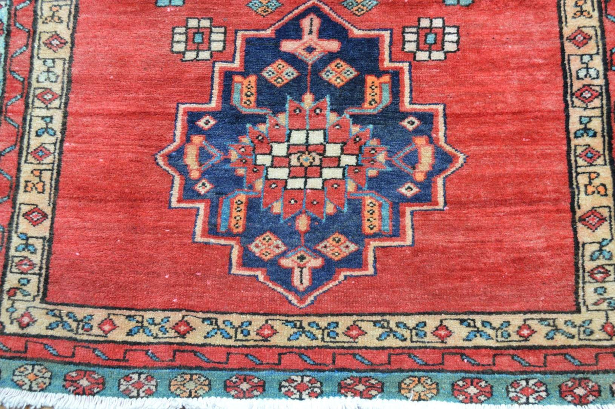 3' 7" x 8' 0" Vintage Meshkin Rug image 9