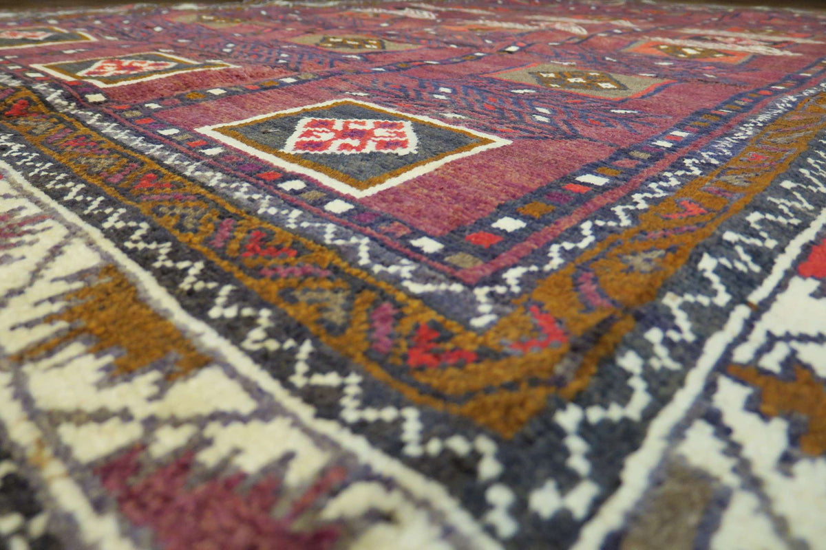5' 2" x 7' 9" Persian Hamadan Rug image 10