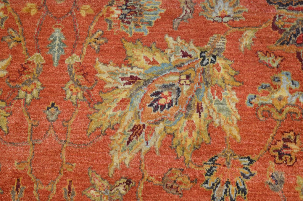 7' 9" x 10' 2" India Sultanabad Rug image 5