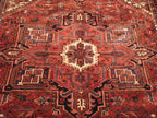 7' 9" x 11' 0" Persian Heriz Rug image 3