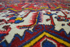 7' 9" x 10' 0" Persian Heriz Rug image 7
