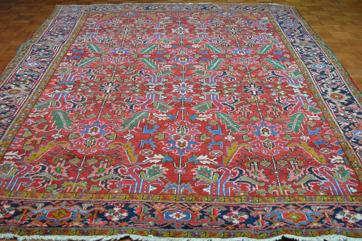 7' 7" x 10' 3" Persian Heriz Rug image 1