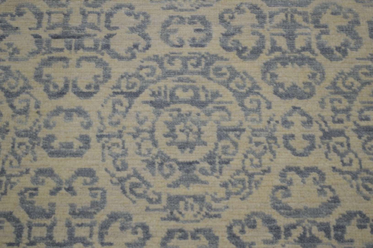 8' 1" x 9' 9" Tibetan Transitional Rug image 4