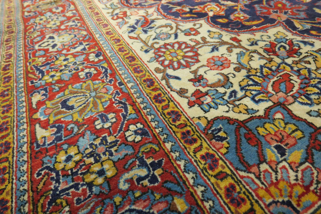 7' 5" x 11' 5" Persian Golpayegan Rug image 8