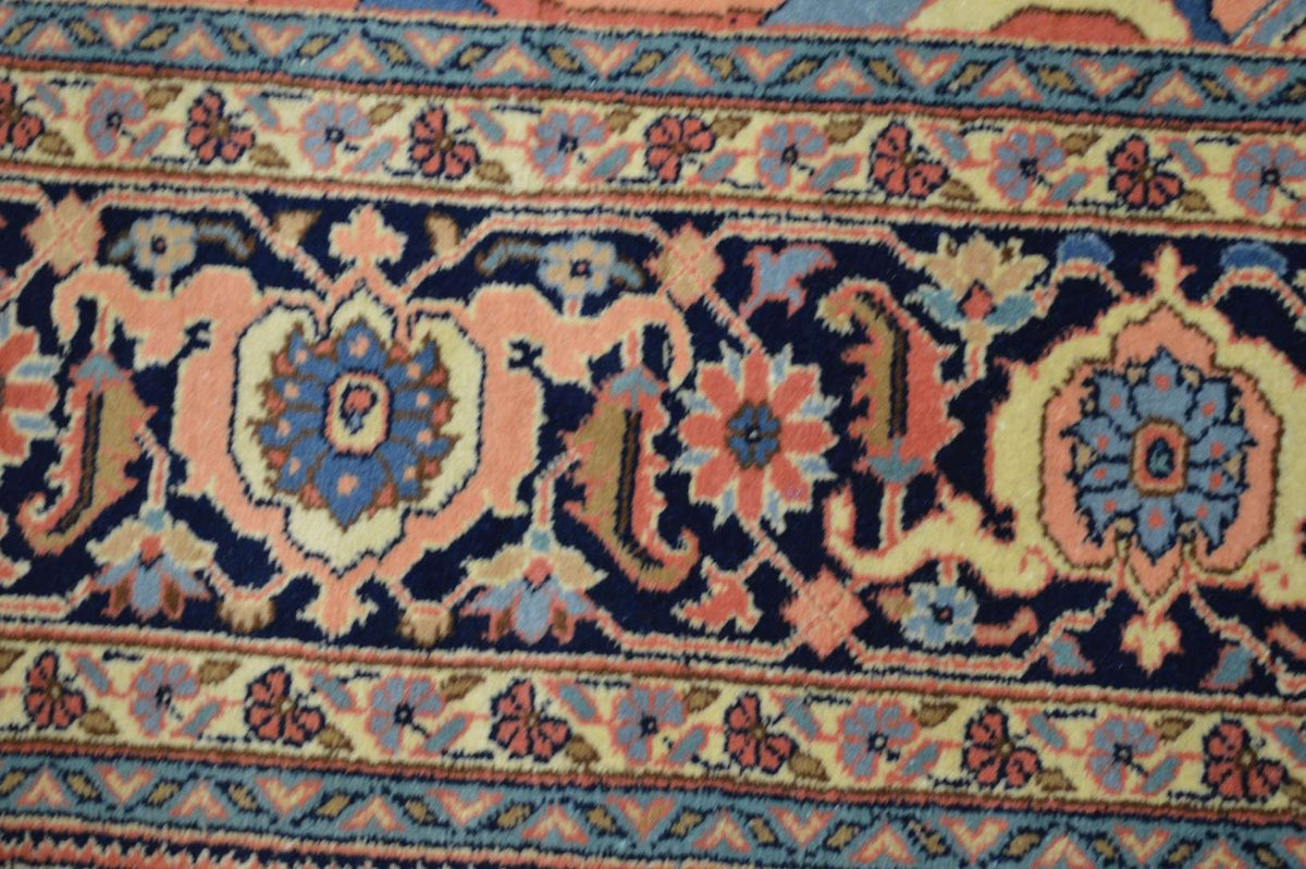 9' 8" x 18' 4" India Heriz Rug image 7