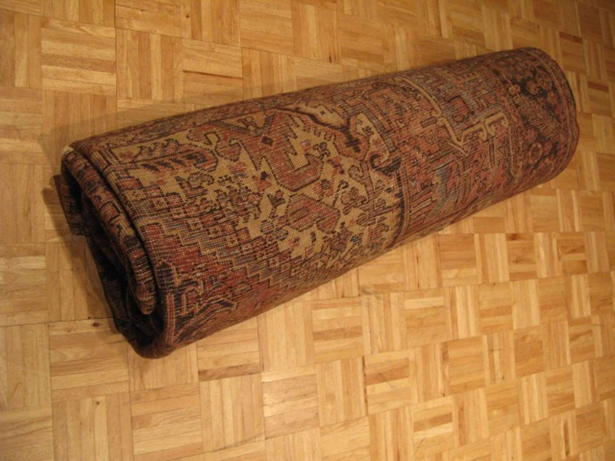 9' 1" x 11' 1" Persian Heriz Rug image 11