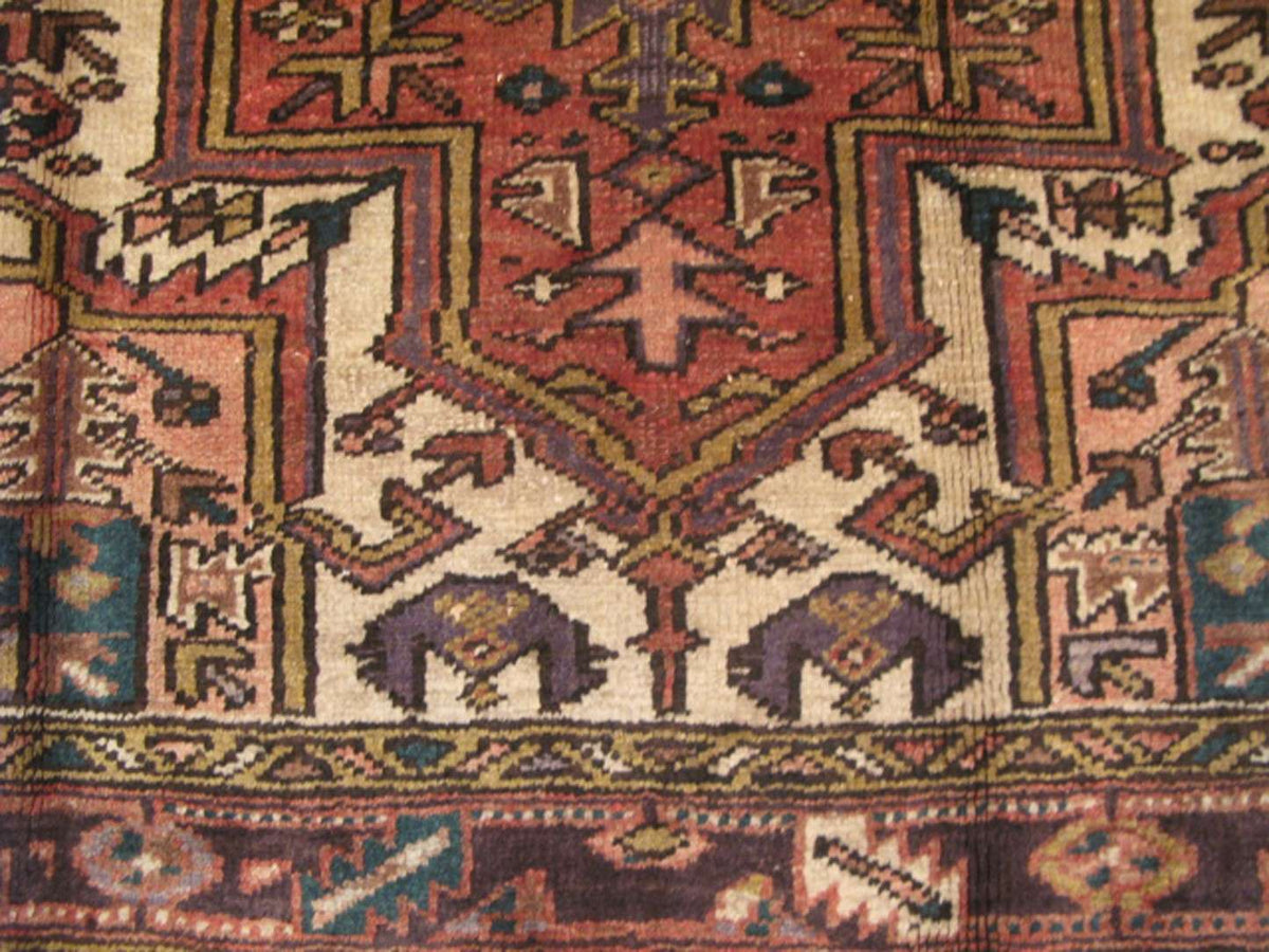 4' 7" x 7' 3" Persian Heriz Rug image 10
