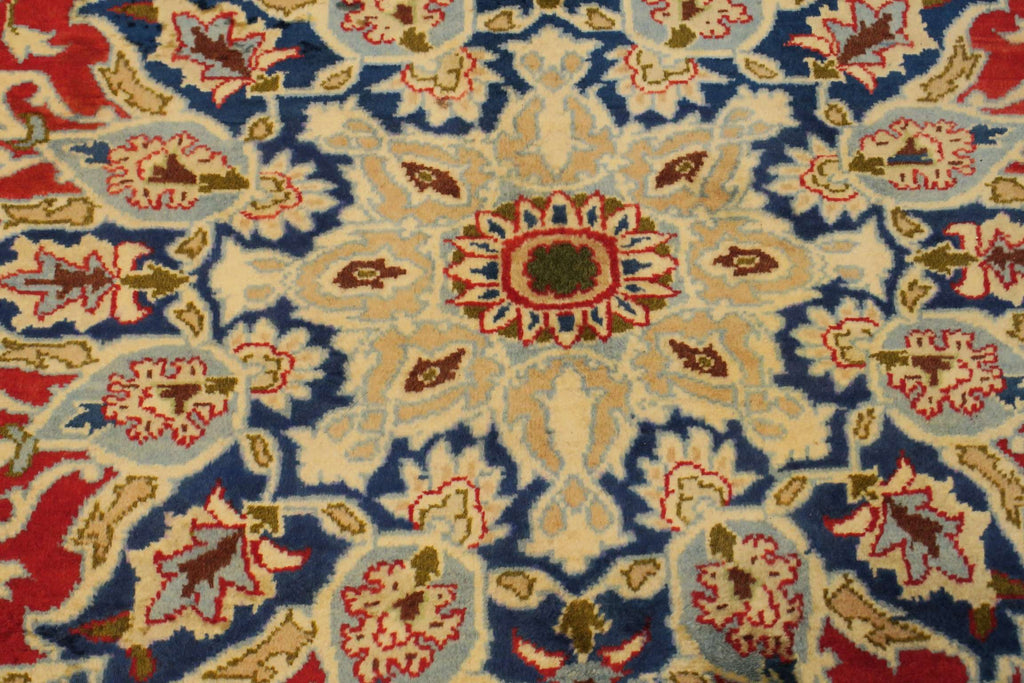 8' 7" x 12' 6" Persian Najafabad Rug image 1