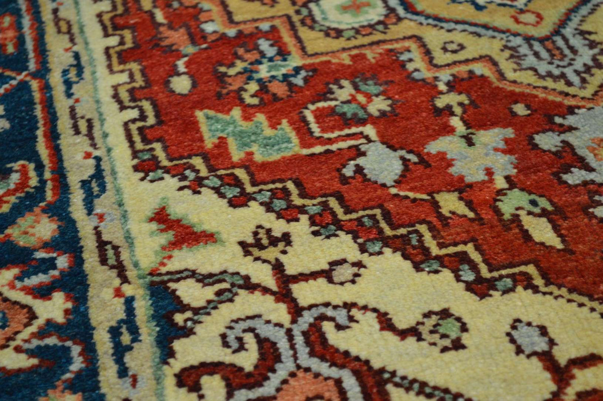 3' 0" x 4' 9" India Serapi Rug image 7