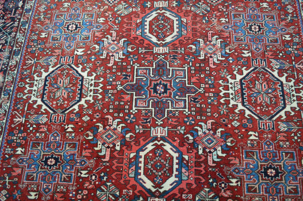 7' 5" x 10' 7" Persian Heriz Rug image 2