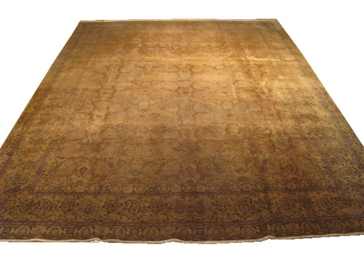 9' 1" x 12' 1" Persian Tabriz Rug image 0