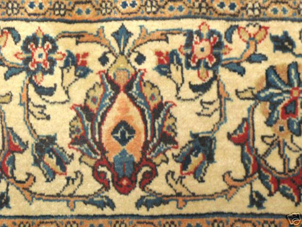 8' 9" x 12' 9" Persian Sarouk Rug image 10