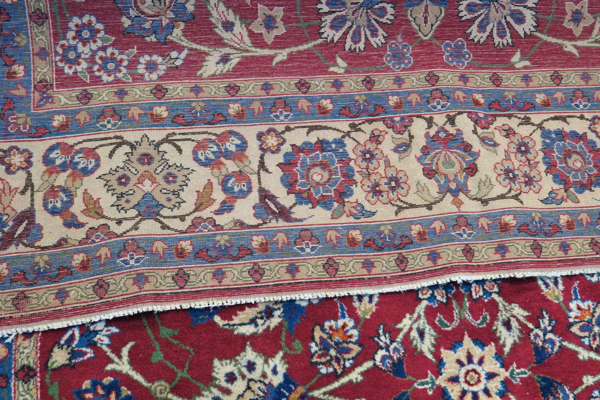 6' 7" x 10' 0" Persian Yaazd Rug image 8