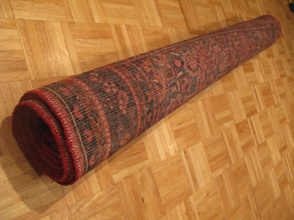 5' 0" x 9' 1" Persian Hosseinabad Rug image 1
