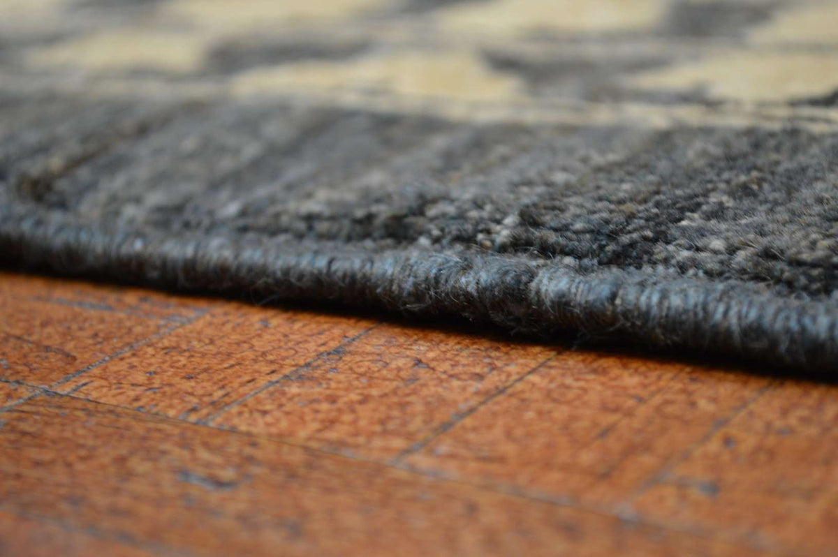 9' 10" x 13' 10" Pakistan Peshawar Rug image 9