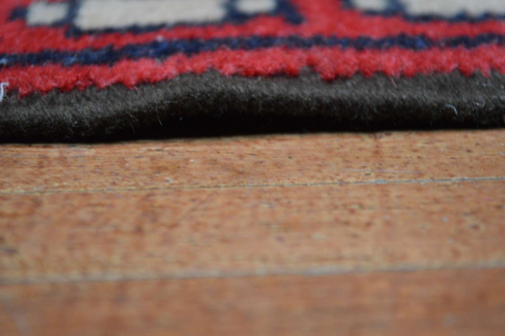3' 3" x 5' 1" Caucasian Kazak Rug image 2