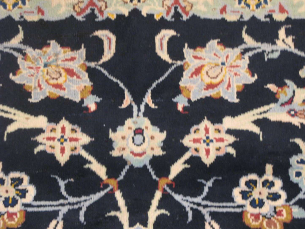 10' 0" x 12' 1" Persian Kashan Rug image 4