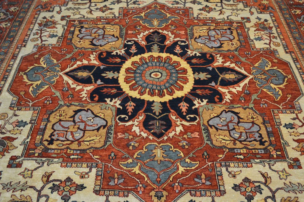 9' 8" x 13' 7" India Serapi Rug image 7