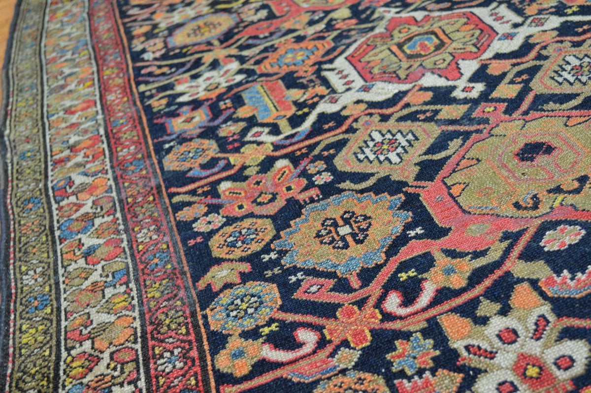 3' 5" x 6' 4" Vintage Hamadan Rug image 9