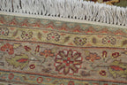 8' 1" x 10' 3" India Agra Rug image 8