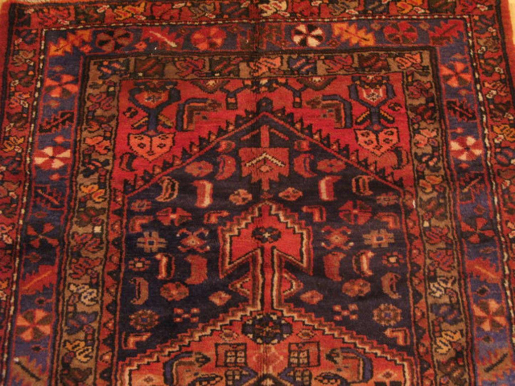 3' 6" x 10' 0" Persian Zanjan Runner image 6