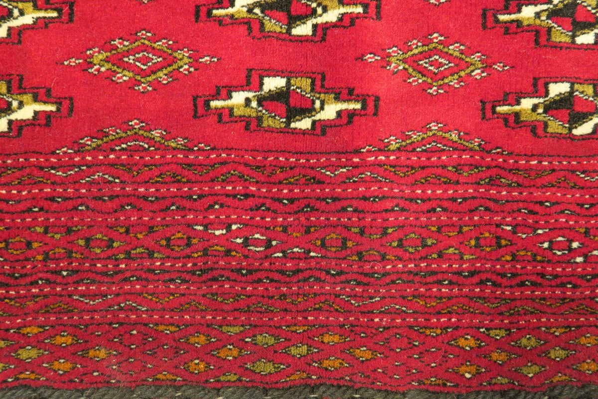 1' 9" x 4' 3" Persian Turkeman Rug image 5