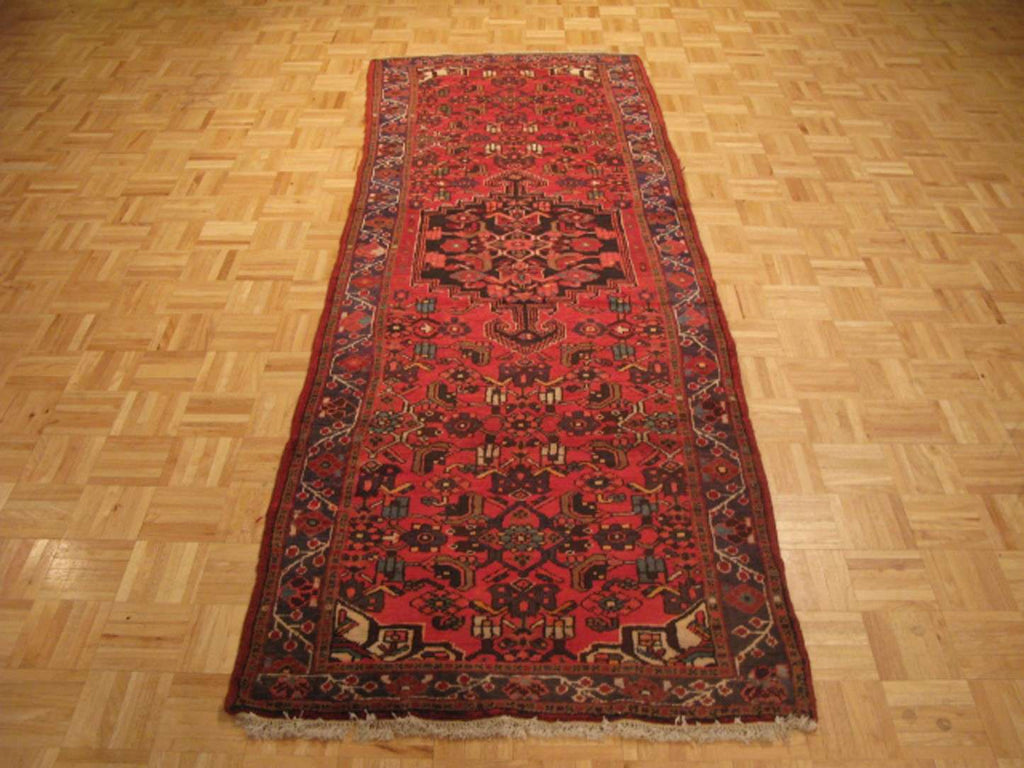 3' 3" x 9' 5" Persian Zanjan Runner image 1
