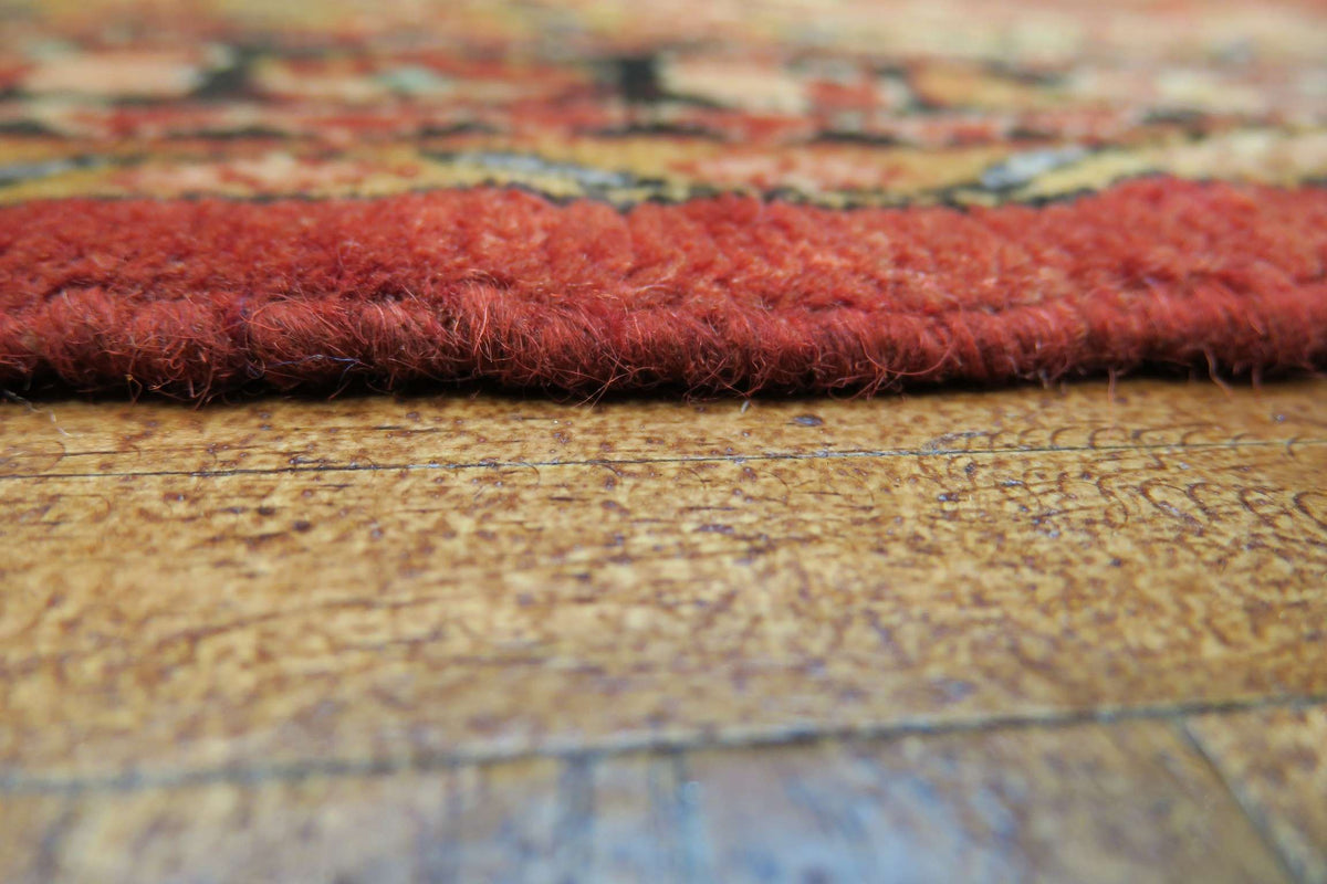 3' 9" x 5' 3" Persian Hamadan Rug image 11