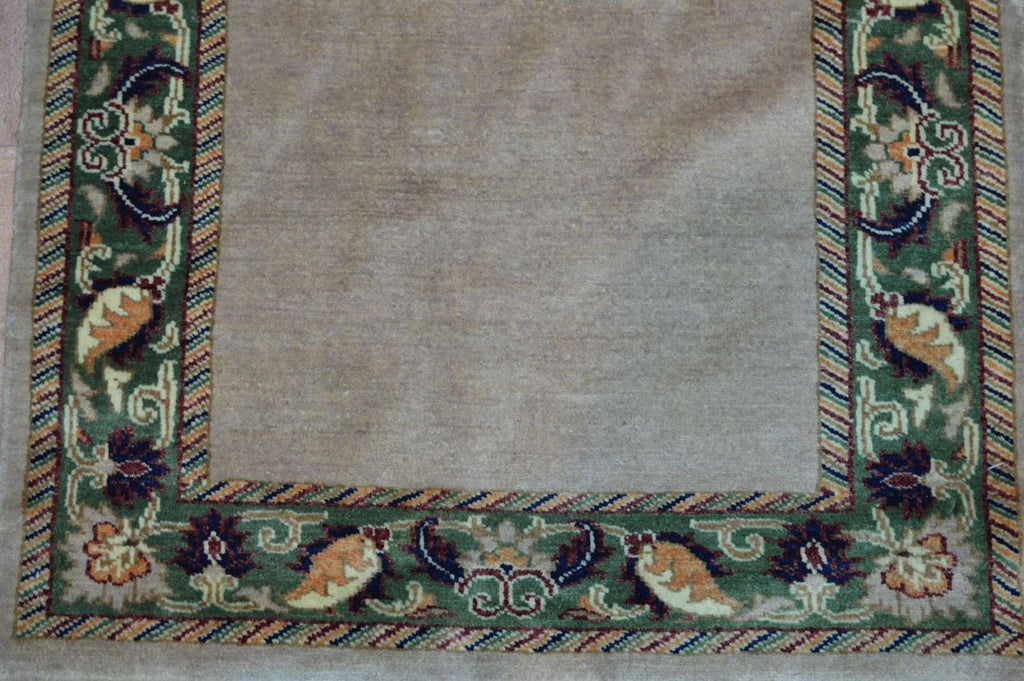 2' 4" x 4' 3" India Tabriz Rug image 11
