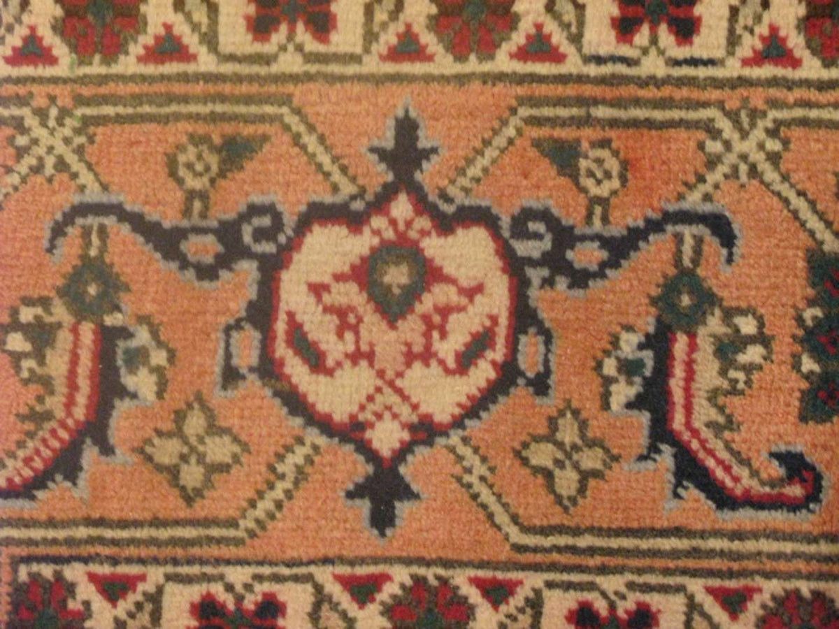 4' 7" x 6' 4" Persian Haji Jalili Rug image 10