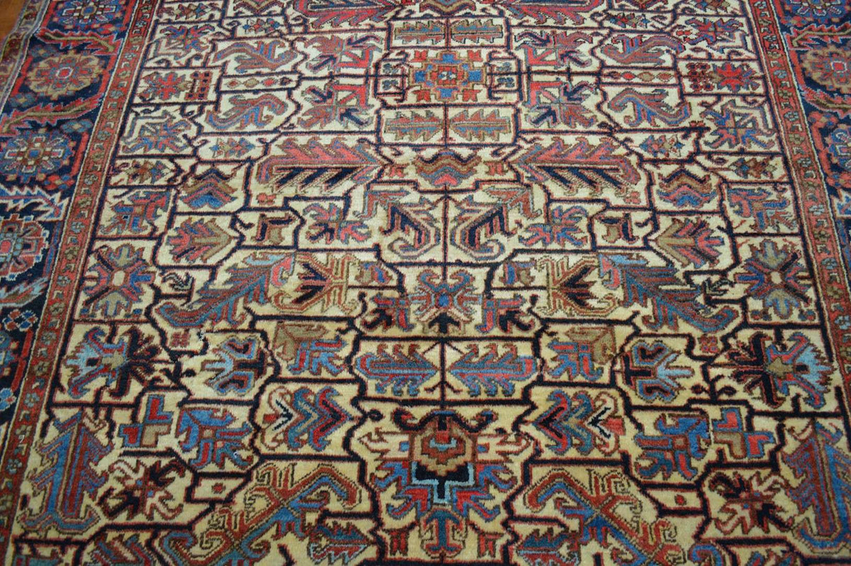 6' 8" x 10' 4" Persian Heriz Rug image 5
