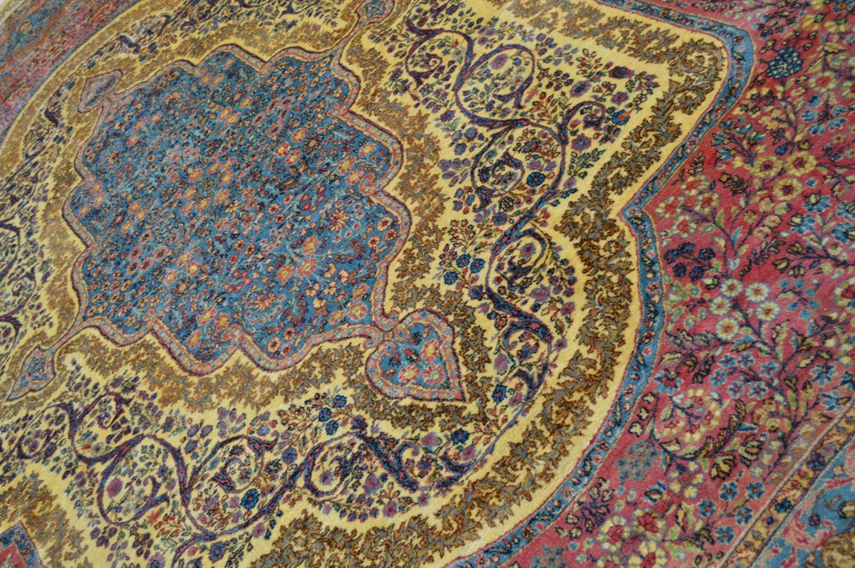 11' 8" x 15' 4" Persian Kerman Rug image 9