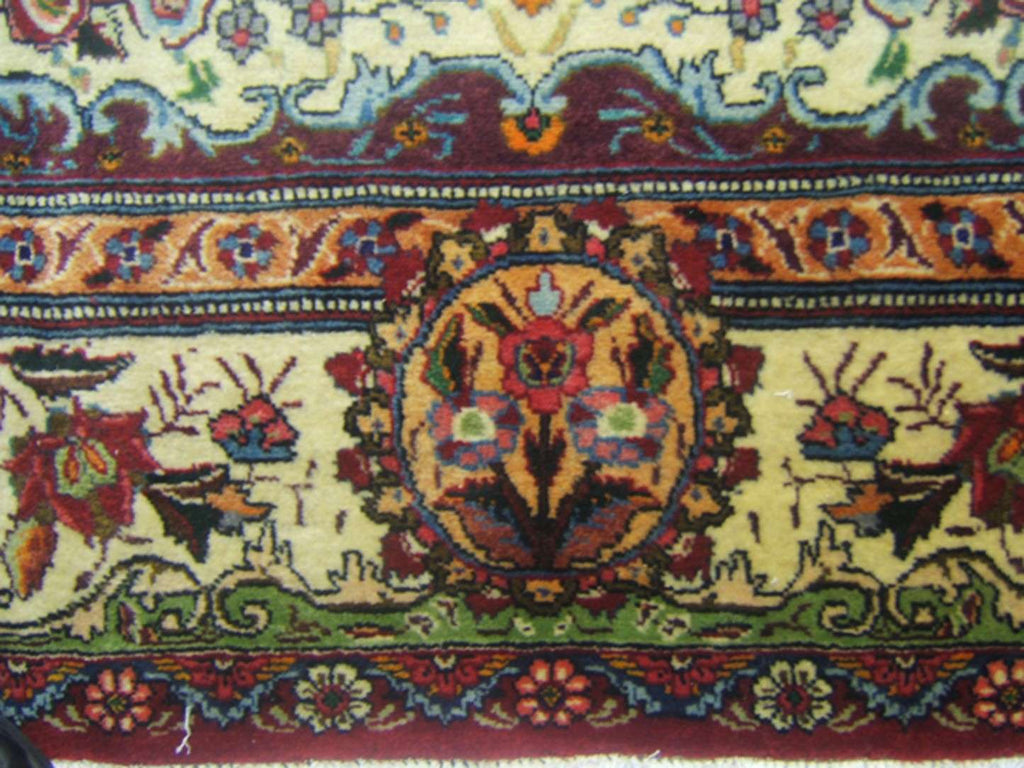 10' 6" x 15' 1" Persian Tabriz Rug image 9