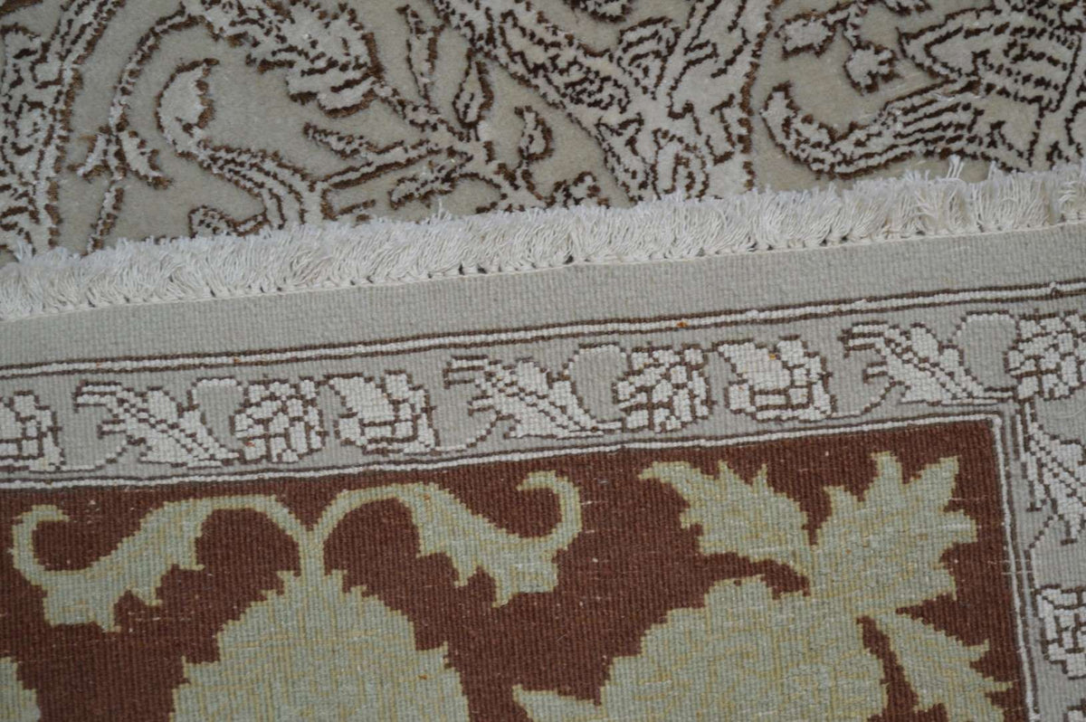 6' 2" x 8' 8" India Tabriz Rug image 5
