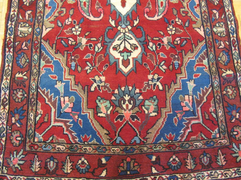 3' 8" x 9' 5" Persian Hamadan Runner image 5