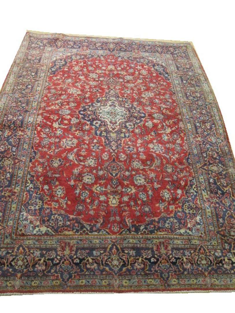 4' 7" x 6' 7" Persian Kashan Rug image 0