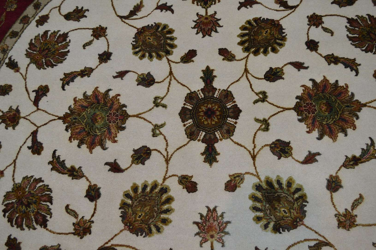 8' 4" x 8' 4" India Tabriz Round Rug image 11