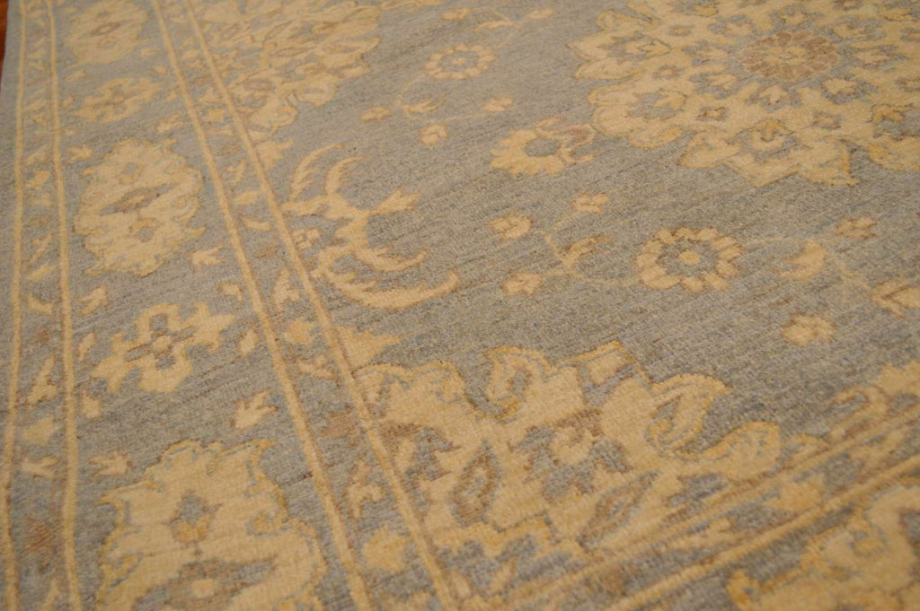 5' 0" x 7' 2" Pakistan Peshawar Rug image 5