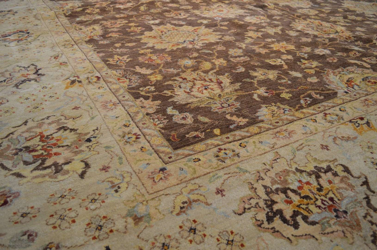 11' 9" x 14' 9" India Sultanabad Rug image 2