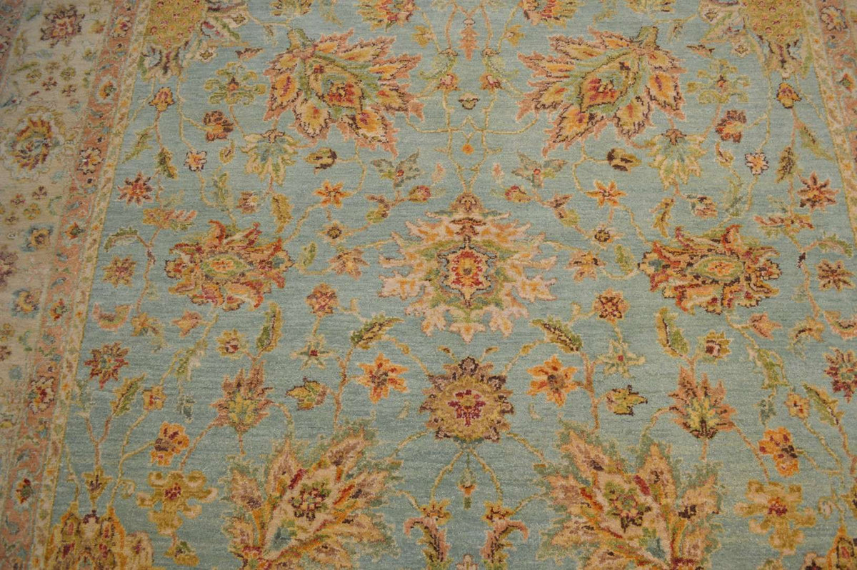 8' 0" x 10' 0" India Sultanabad Rug image 2