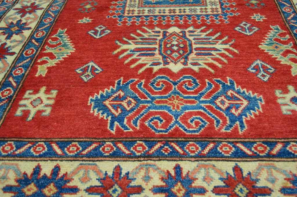 3' 6" x 4' 9" Pakistan Kazak Rug image 12